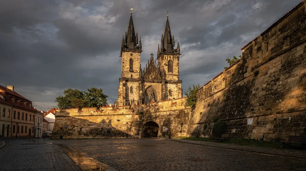 Vyšehrad — Prague's second castle and national cemetery guide