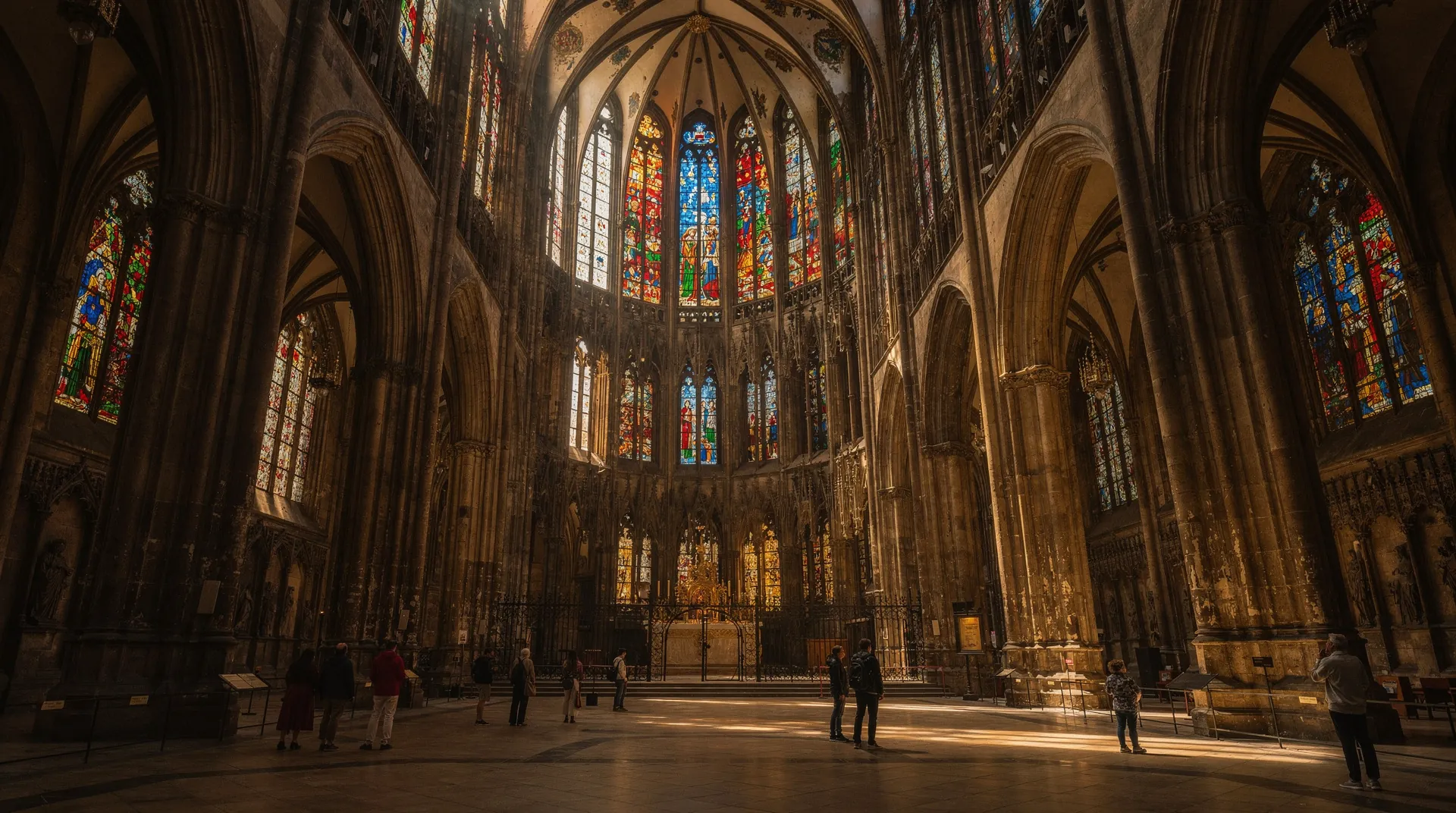 Prague Castle tickets — the 4 circuits explained for 2026